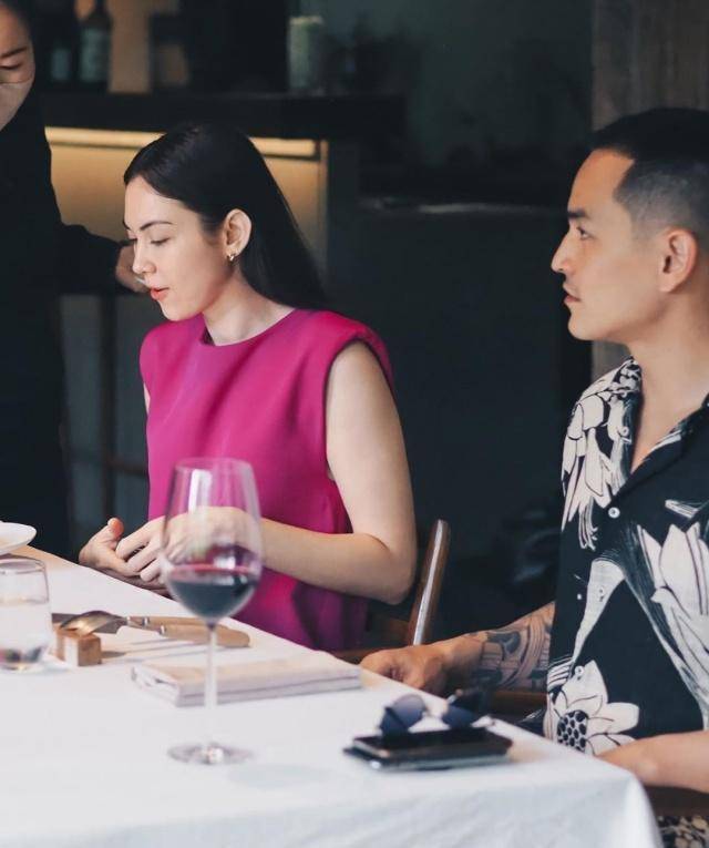 泰星matt新恋情顺风顺水,男友频繁秀恩爱晒同框,疑是好事将近_配文