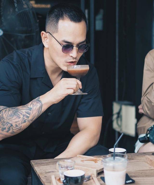 泰星matt新恋情顺风顺水,男友频繁秀恩爱晒同框,疑是好事将近_配文