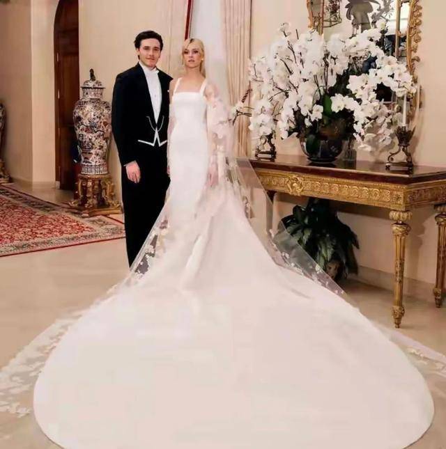 原创贝克汉姆长子大布结婚维多利亚被爆隆胸三次