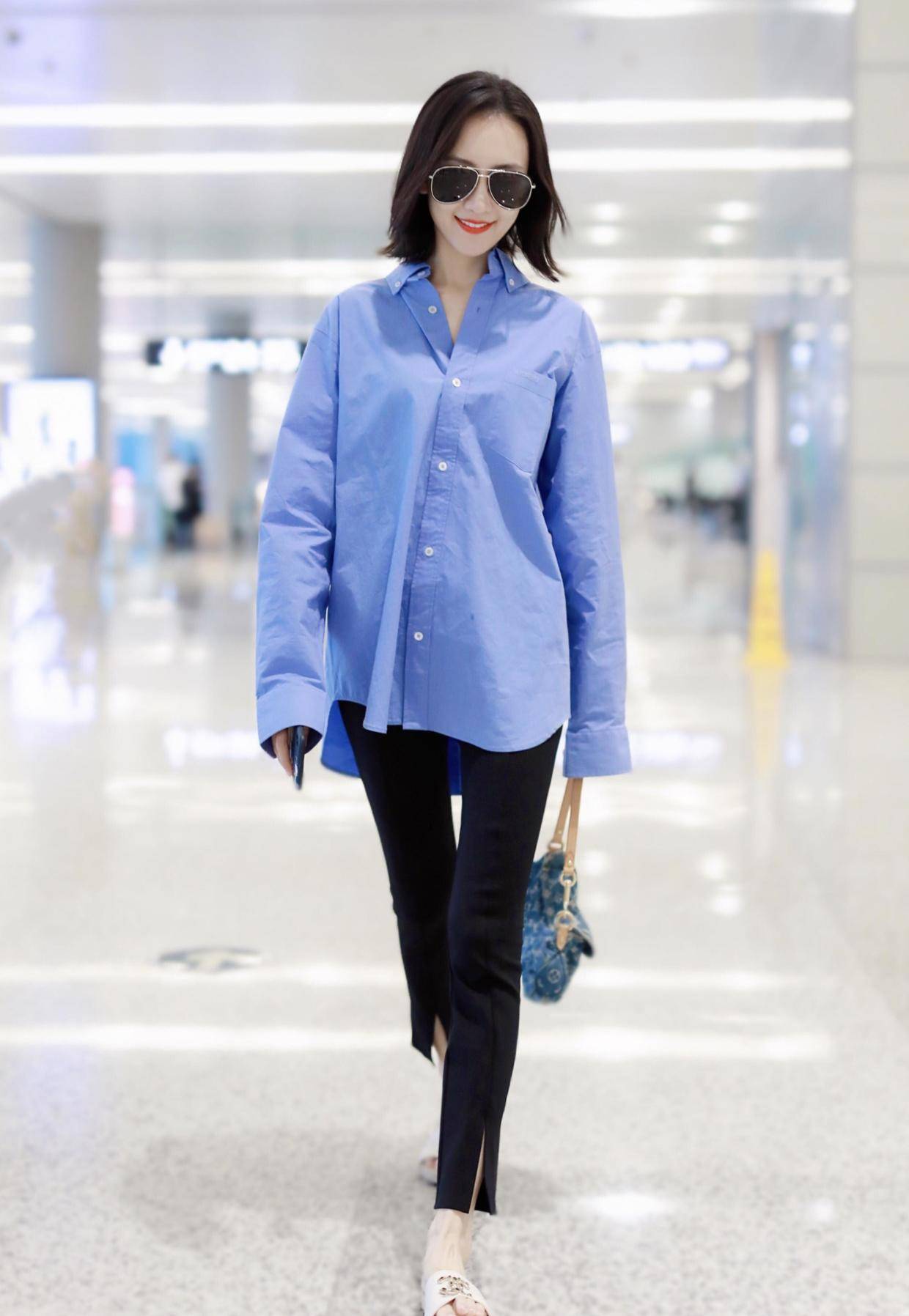 原创王鸥自带高级气质随便穿蓝色衬衫配休闲裤拖鞋更有国际范