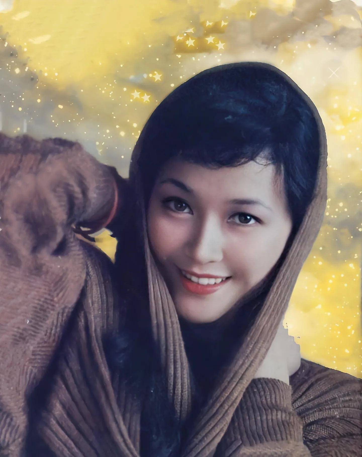 演员方舒,离婚后独自抚养两个女儿19年,和普通百姓没两样_陈国_屠洪刚