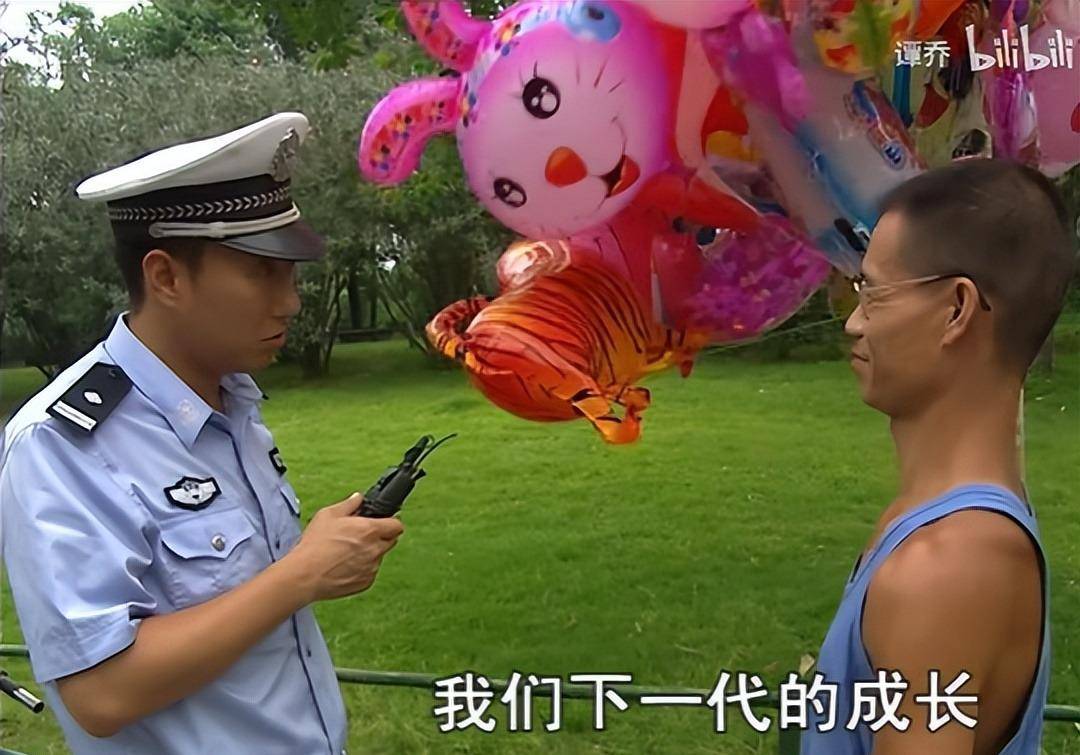 谭谈交通的气球哥火了可我却笑不出来