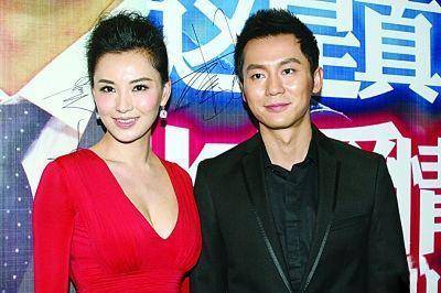 前男友黄海波莫小棋的事业顺风顺水,但她的恋情却不似事业这般顺利.