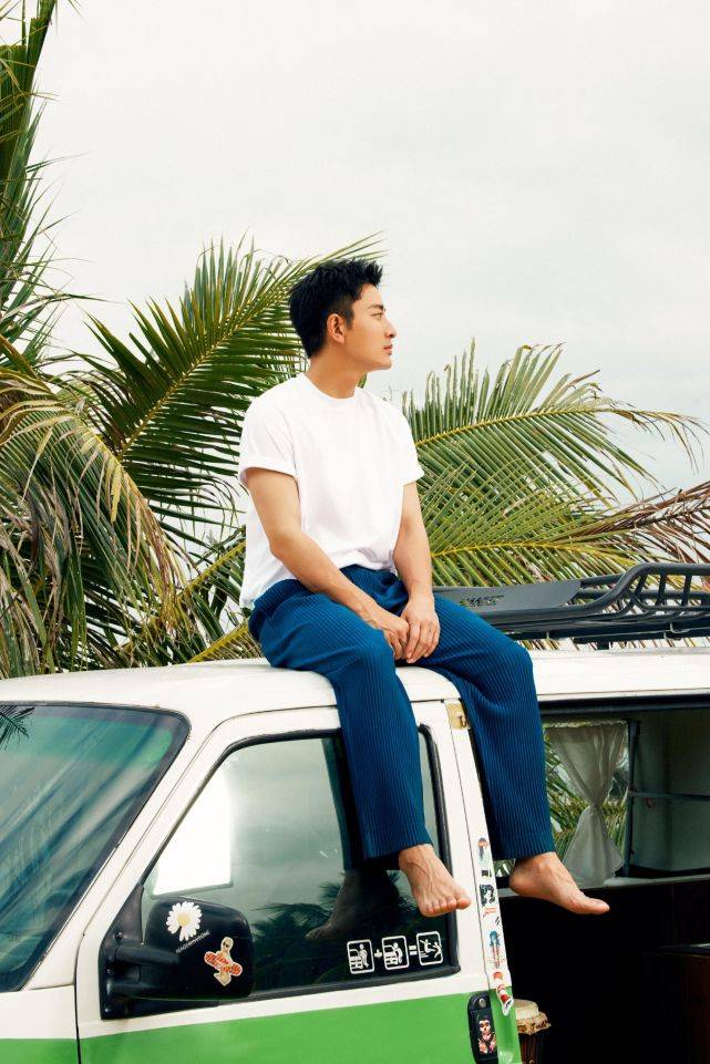 贾乃亮生日看日出,李小璐喊话日落最浪漫_视频_照片_祝福