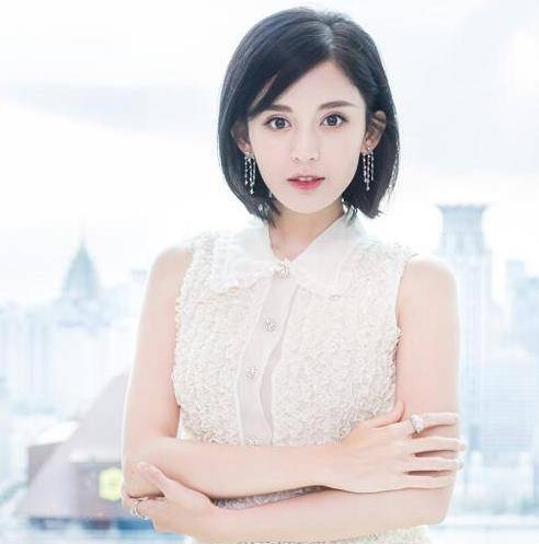 第二位古力娜扎,出生于新疆乌鲁木齐市,跟热巴是老乡呢~代表作有