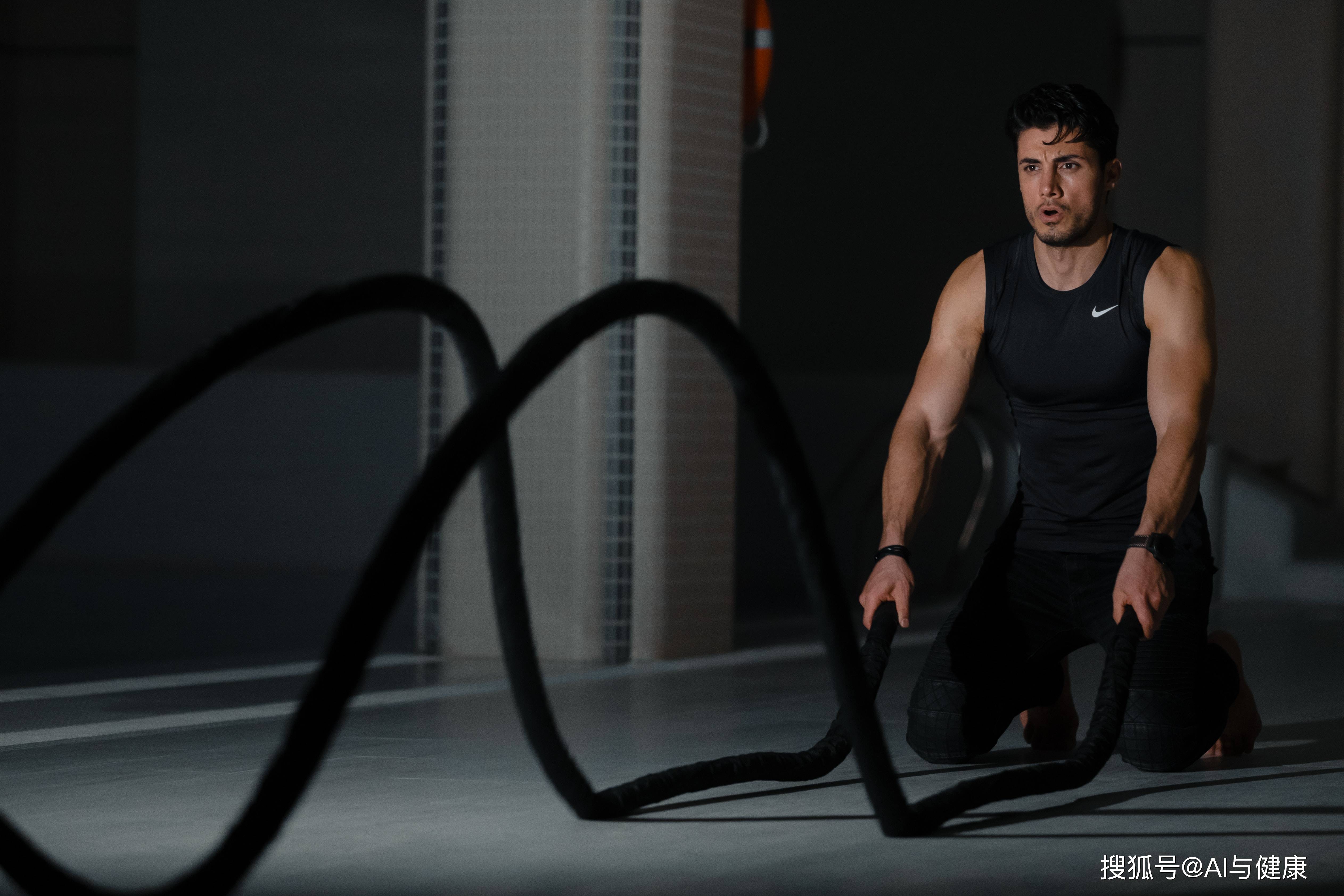 库里詹姆斯等nba球星都爱的一项的魔鬼运动,虽然虐,但超爽!_战绳_健身