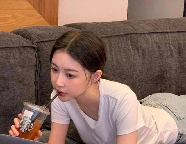 潘玮柏老婆自曝当义工豪宅内景曝光网友假名媛不知羞耻