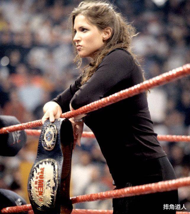 比安卡被处罚金创下wwe之最理论仔获老麦力挺登顶全美冠军