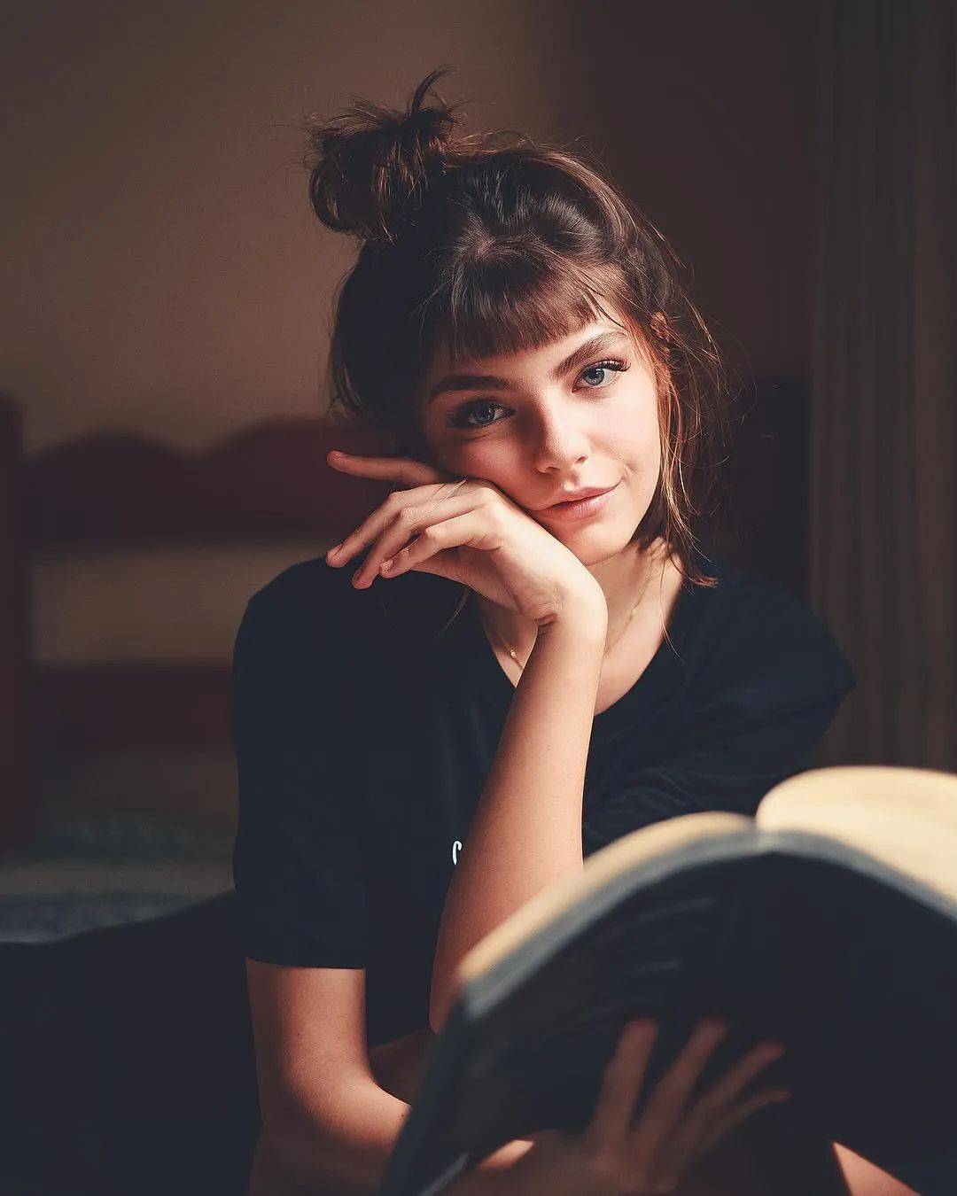 luizclas欧美ins电影感棕色调人像