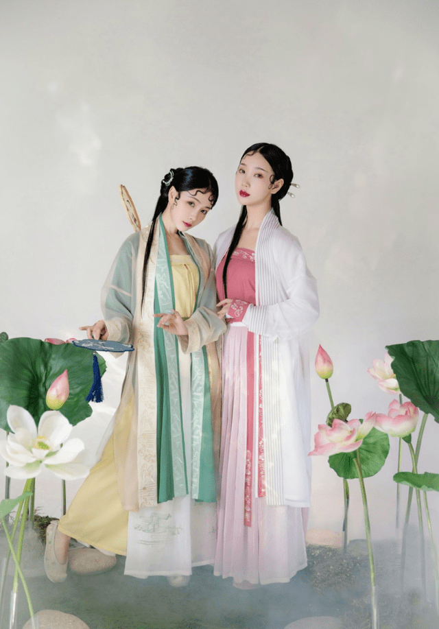 原创闺蜜出街怎么能少得了吸睛的汉服盘点那些精致的闺蜜款汉服