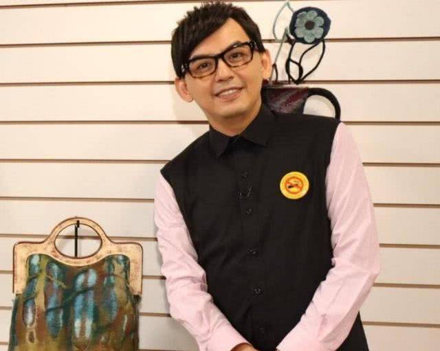 原创继吴奇隆刘诗诗之后47岁黄子佼和女友修成正果两人差了17岁