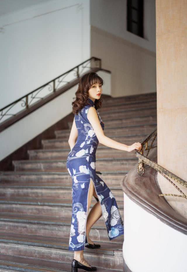 参加《创造营》女团选秀,看起来像洋娃娃_谢安然_裙子_旗袍