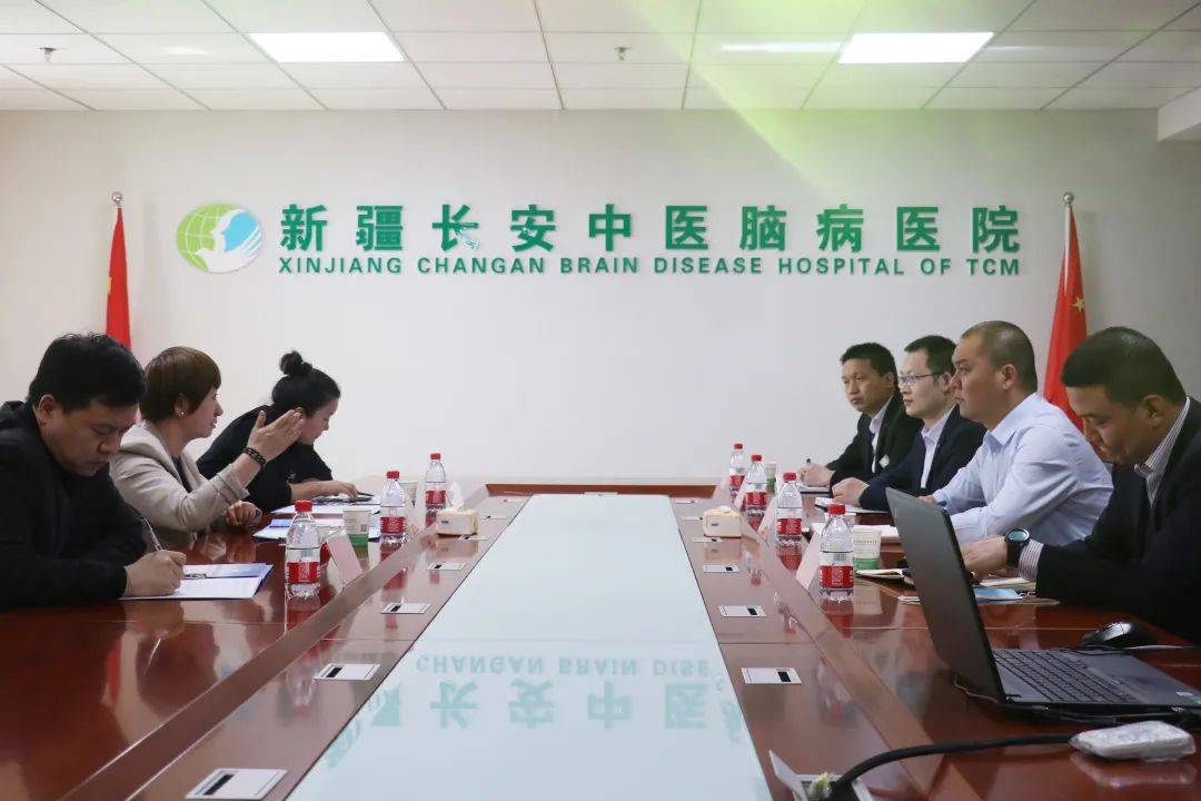 新疆医科大学健康管理学院副书记副院长马国芳到新疆长安中医脑病医院