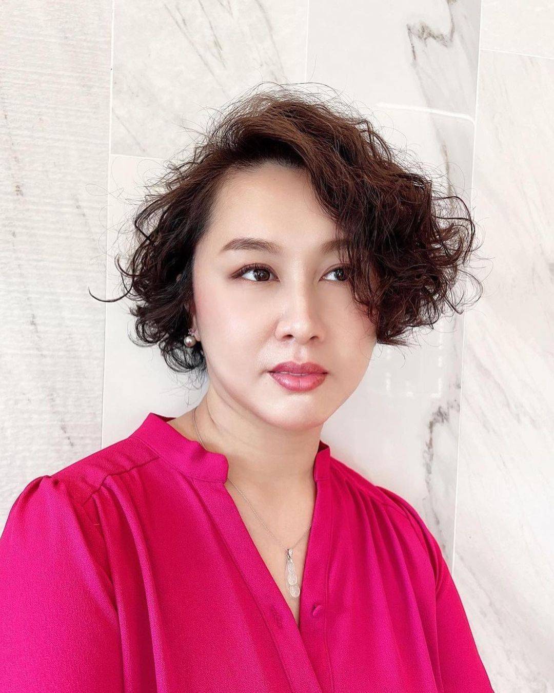 夏天来了该剪短发了,适合不同年龄段的3种短发,赶快收藏吧_发型_女性