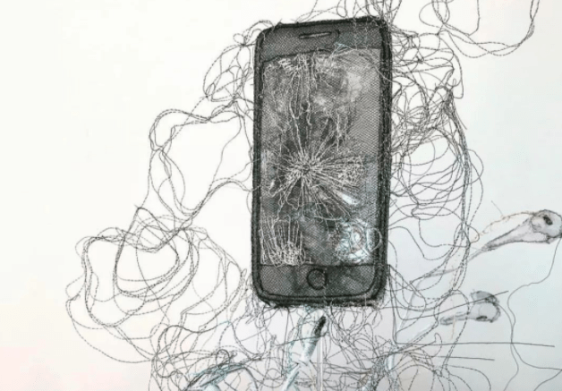 jannickdeslauriers破碎形态的高冷风格