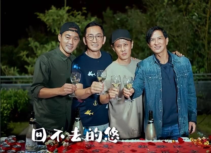 原创吴启华晒与好友旧照张家辉脸上泛油光刘嘉玲妆容精致五官立体