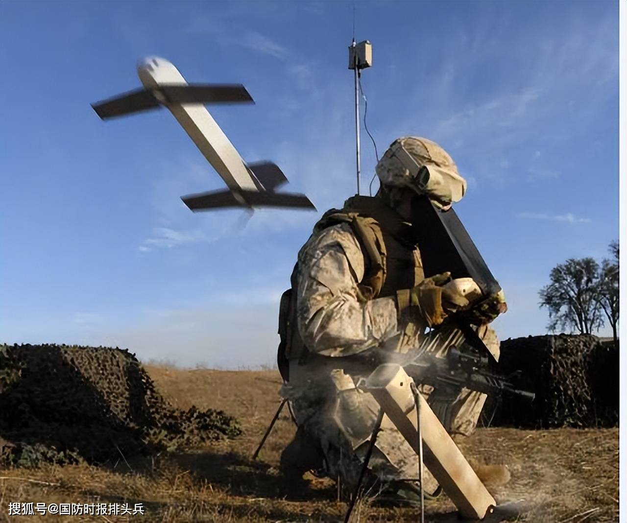 原创专为乌军抗俄量身打造美国新研凤凰幽灵无人机投入实战