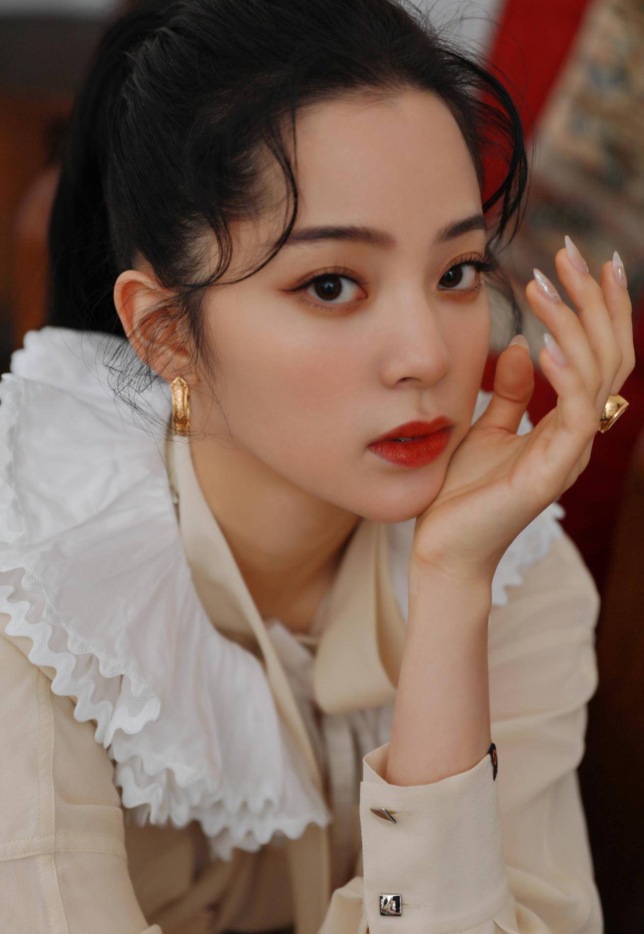 原创参加时尚类节目衣服没带够周扬青说借给她却穿了陈伟霆的