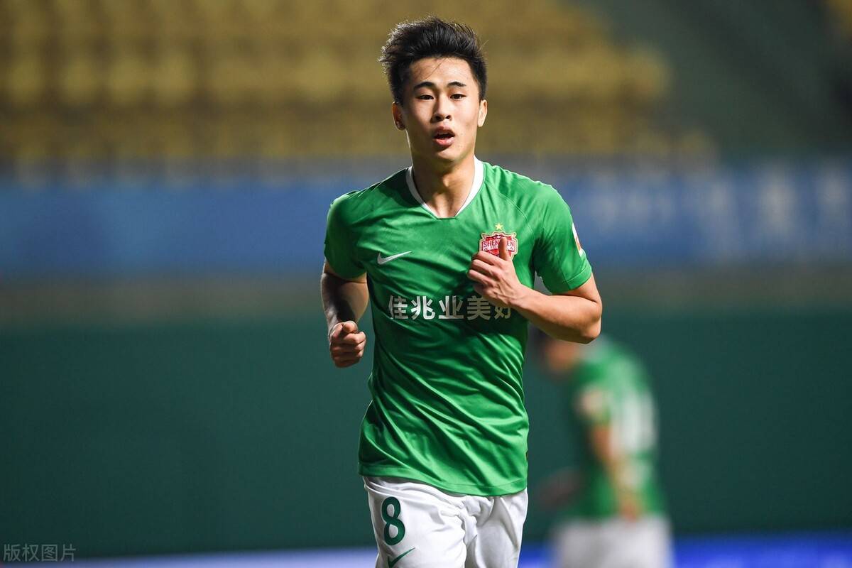 记者爆出猛料:戴伟浚姿态鲜明,强烈要求恢复自由身_深圳队_丰臻_球员