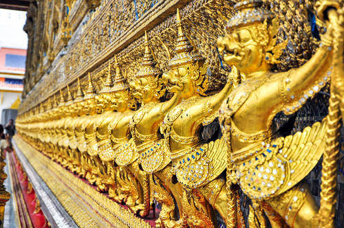 原创玉佛寺泰国三大国宝之一供奉玉佛而著名