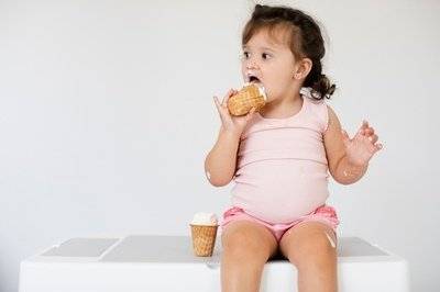 孩子多大可以吃冰淇淋？怎么吃才不影响健康