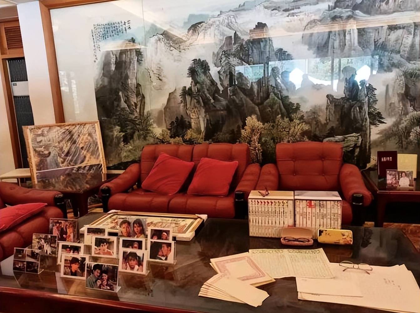 原创琼瑶市值五亿的可园将拆孙女在豪宅开展会巨额财产再度引关注