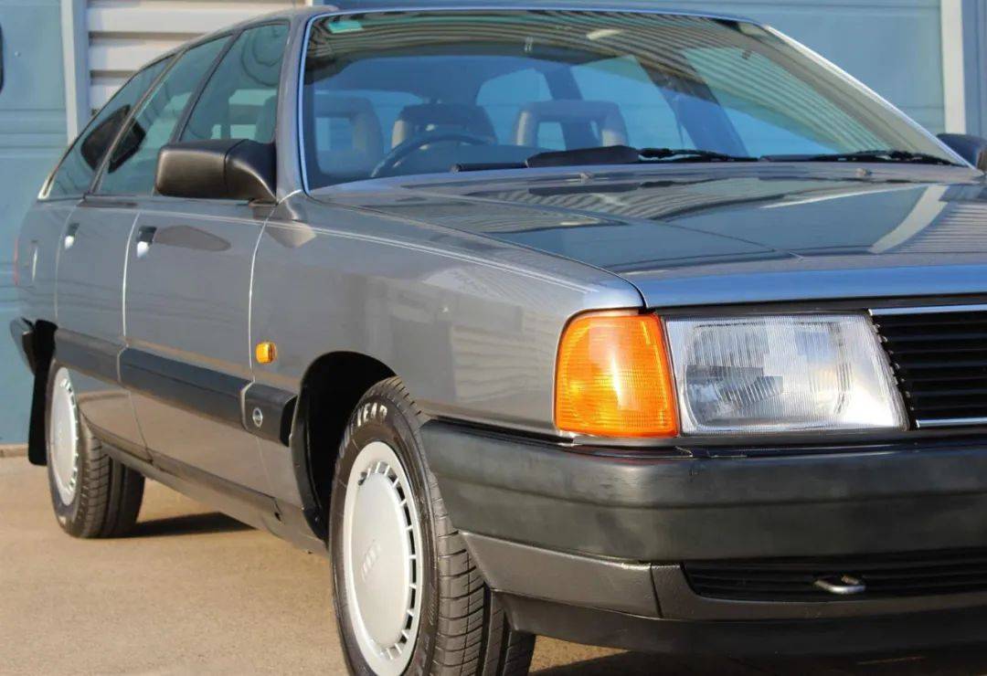 最强旅行车前身1990年奥迪100avant
