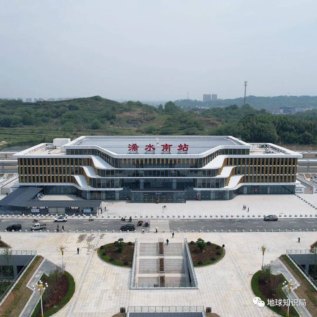 (左滑查看更多,图:武汉铁路)▼共有5座车站,其中浠水南,蕲春南,武穴北