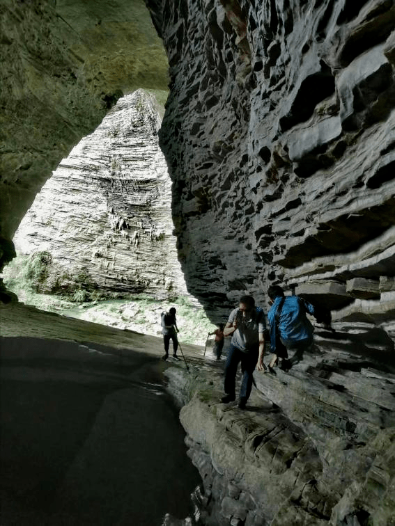 涉水,攀岩,看瀑布,深度亲近大自然推荐指数:★★★★☆导航至古丈鬼溪