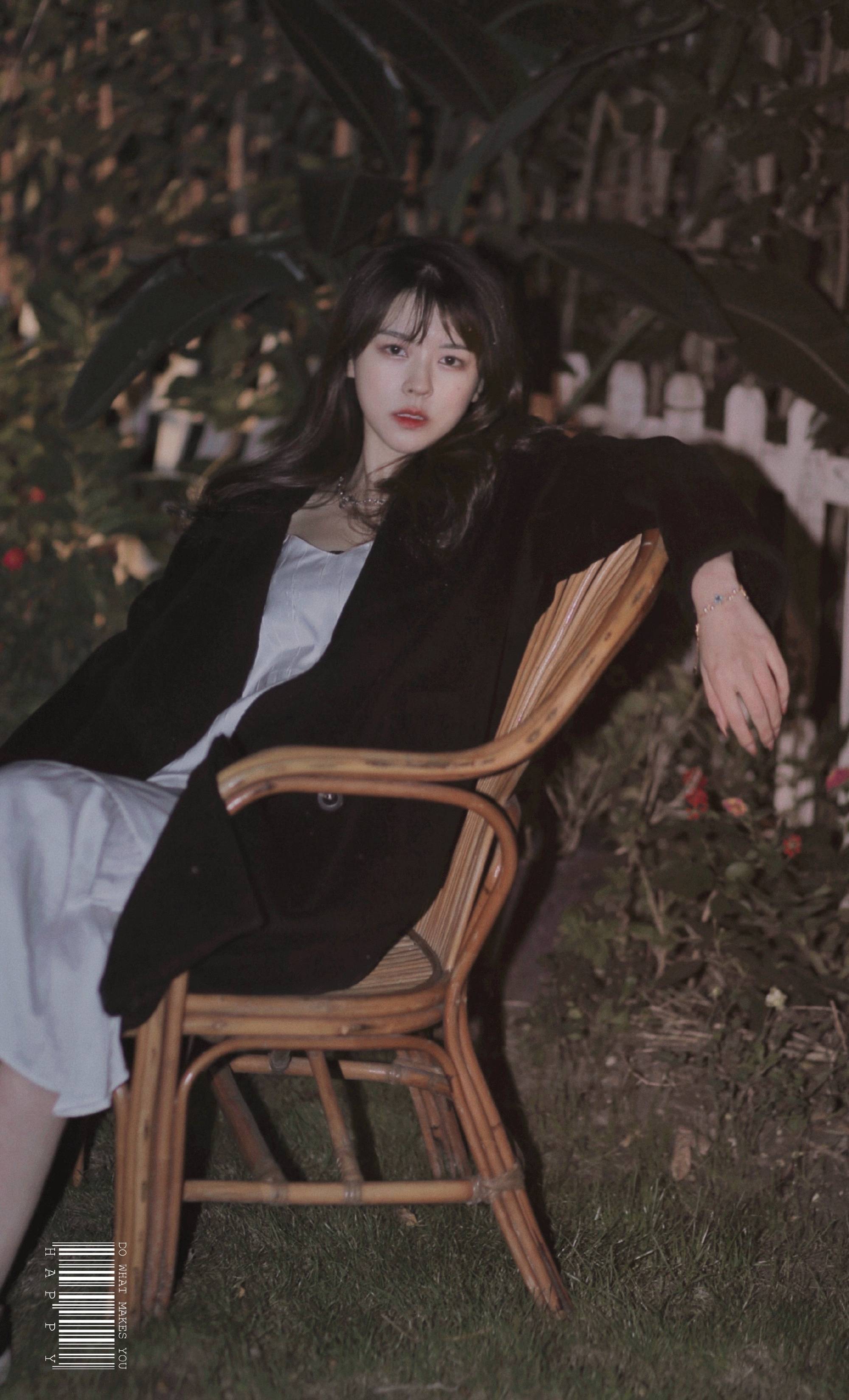 女主播穿紧身衣有多夸张36d沫子都酸了董锦程亲西瓜妹太劲爆