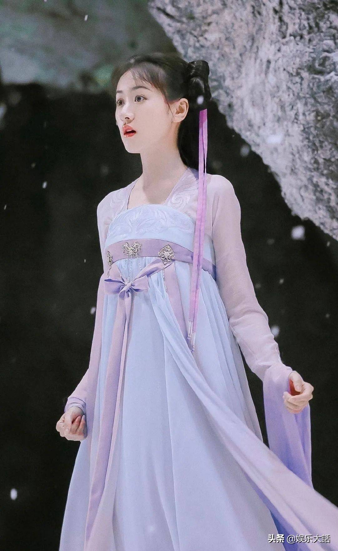 这才是仙侠剧该穿的"服装",其他的剧组快学学!_衣服_昊辰_琉璃