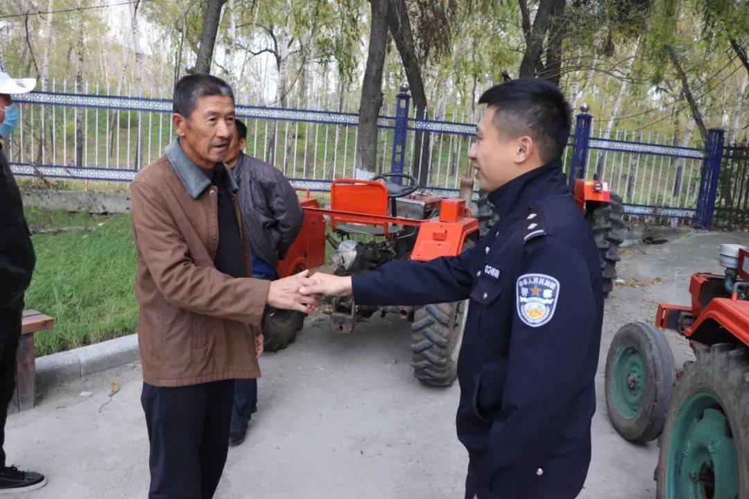 哈尔滨市依兰县公安局民警柳立斌厚植为民情怀永葆为民初心