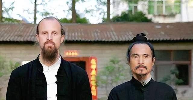原创90后美国小伙扎根武当山习武12年成武当三丰派十六代武术传人