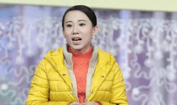 丫蛋:感谢师父赵本山帮她推掉一亿的签约,我和师傅关系很好