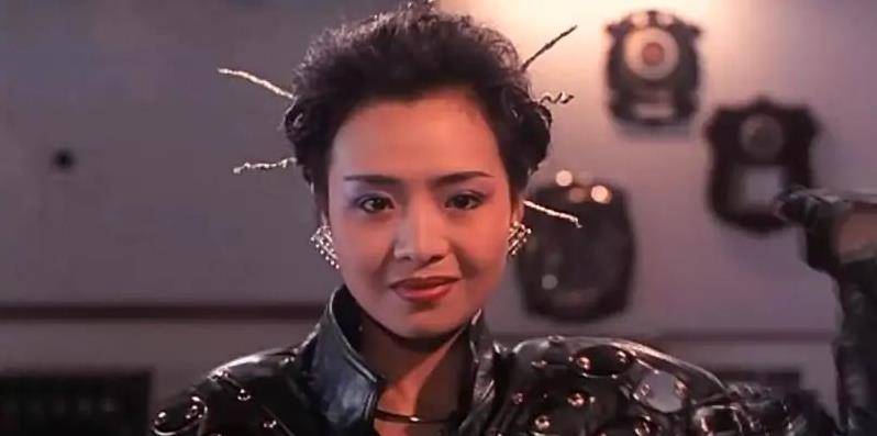 她是香港艳星中的一股清流,痴情于一个普通医生,现状发人深思_叶子楣