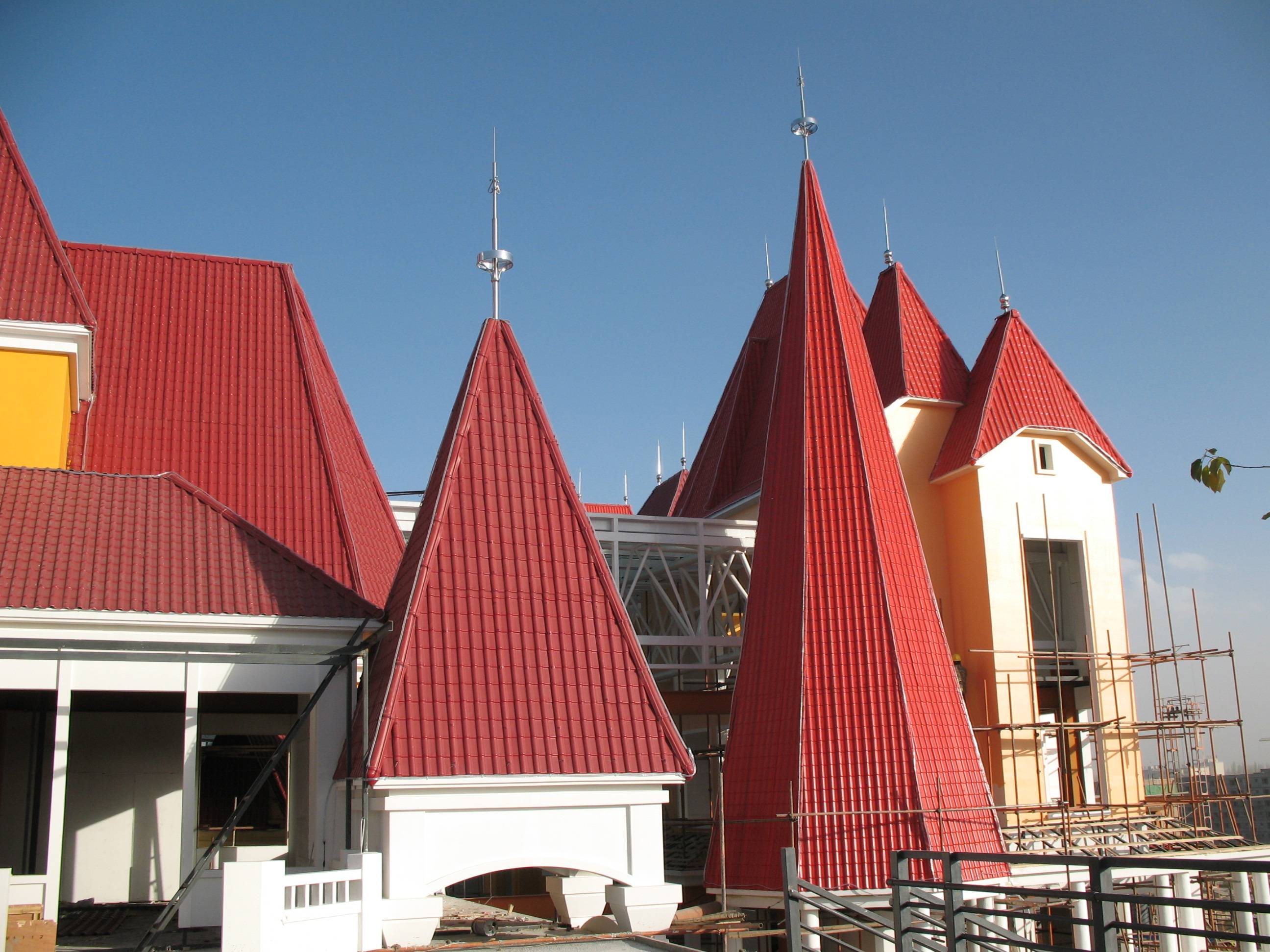 合成树脂瓦和琉璃瓦哪个好哪个更美观更实用