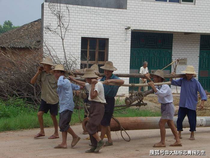 如果农民还不清醒,子你的孙会更贫穷