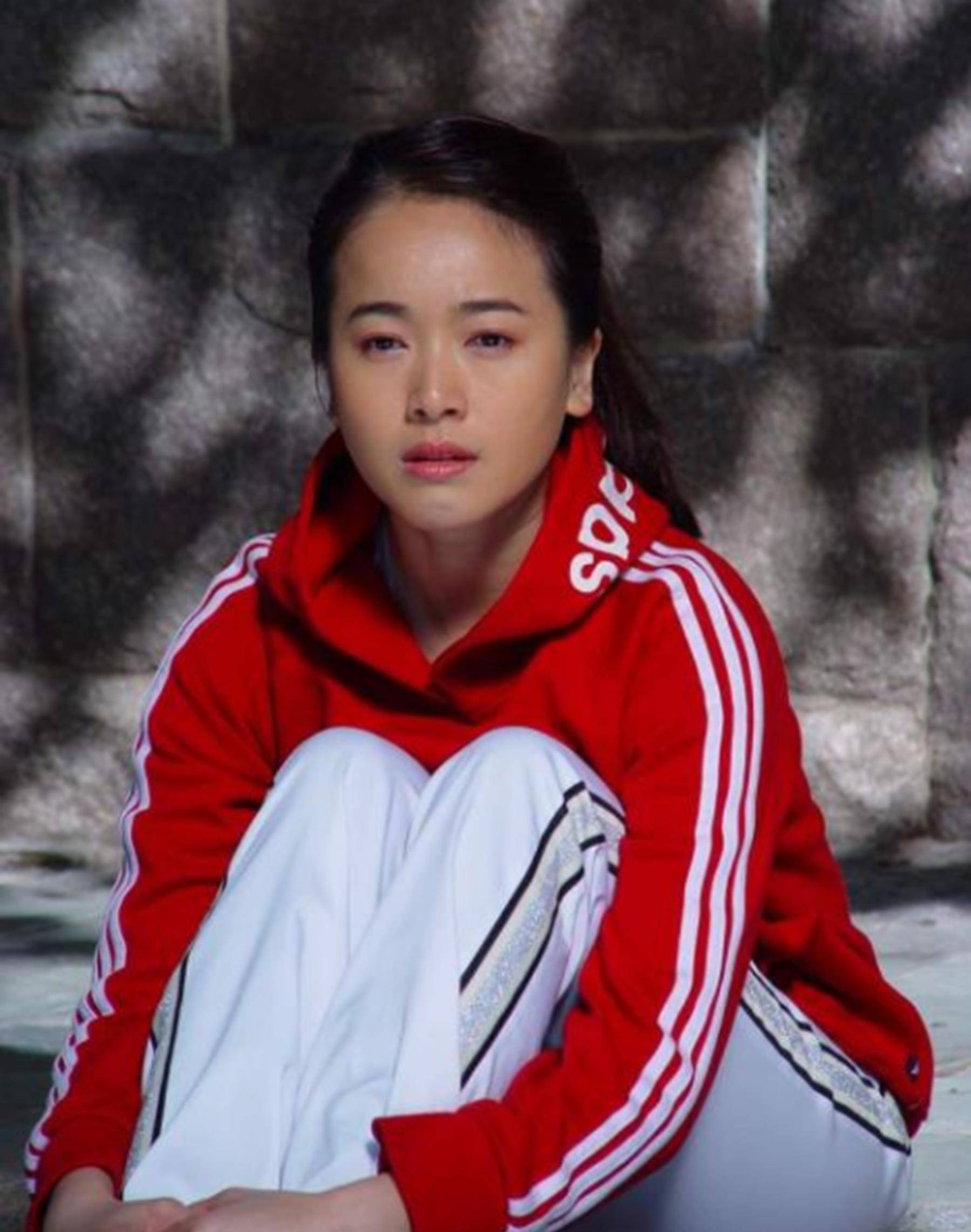 16岁被姜文看中,曾是体操冠军后成当红花旦,如今生活混乱_左小青_明星