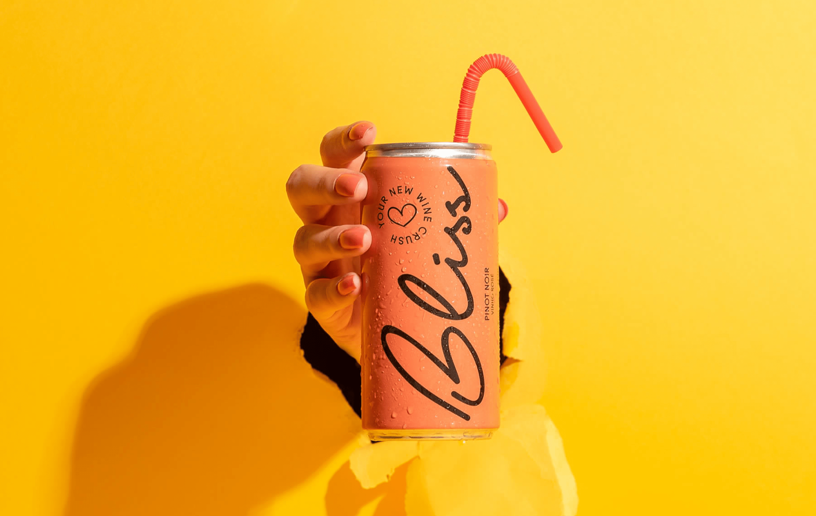 年轻群体喜欢的时尚潮流啤酒包装如何设计国际大牌范儿