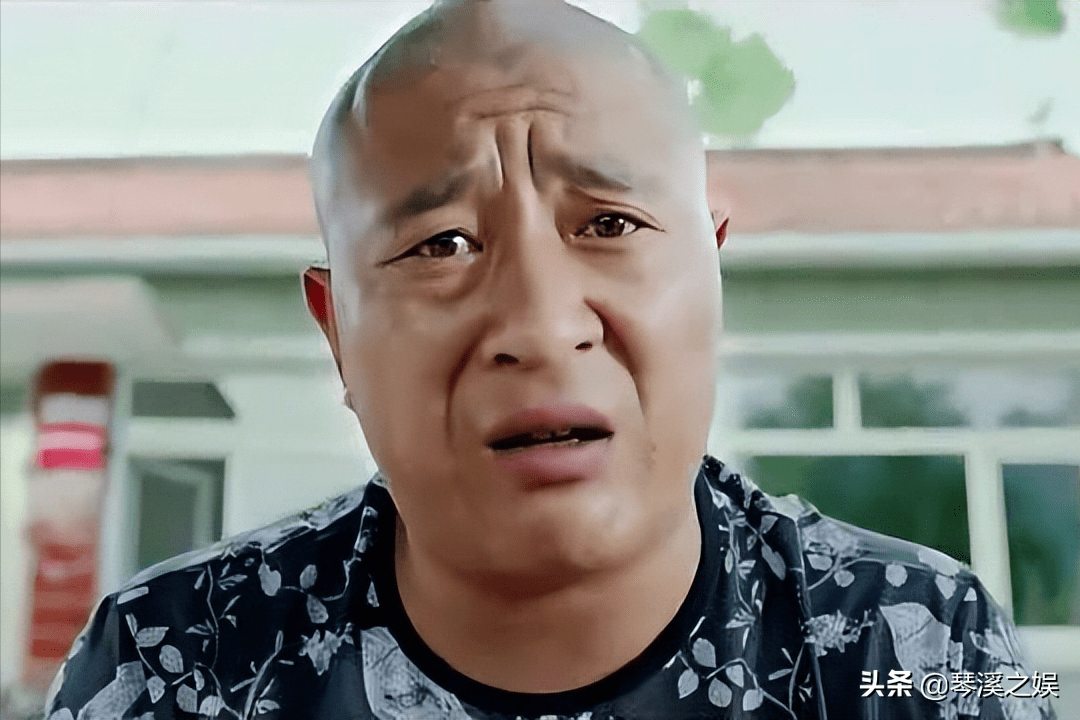 本山传媒利益分配不均旗下艺人没日没夜直播赵四靠直播还贷款