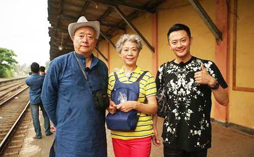 印小天送别慈父:含泪的孝心将父亲的临终岁月点亮_印平平_住院_母亲