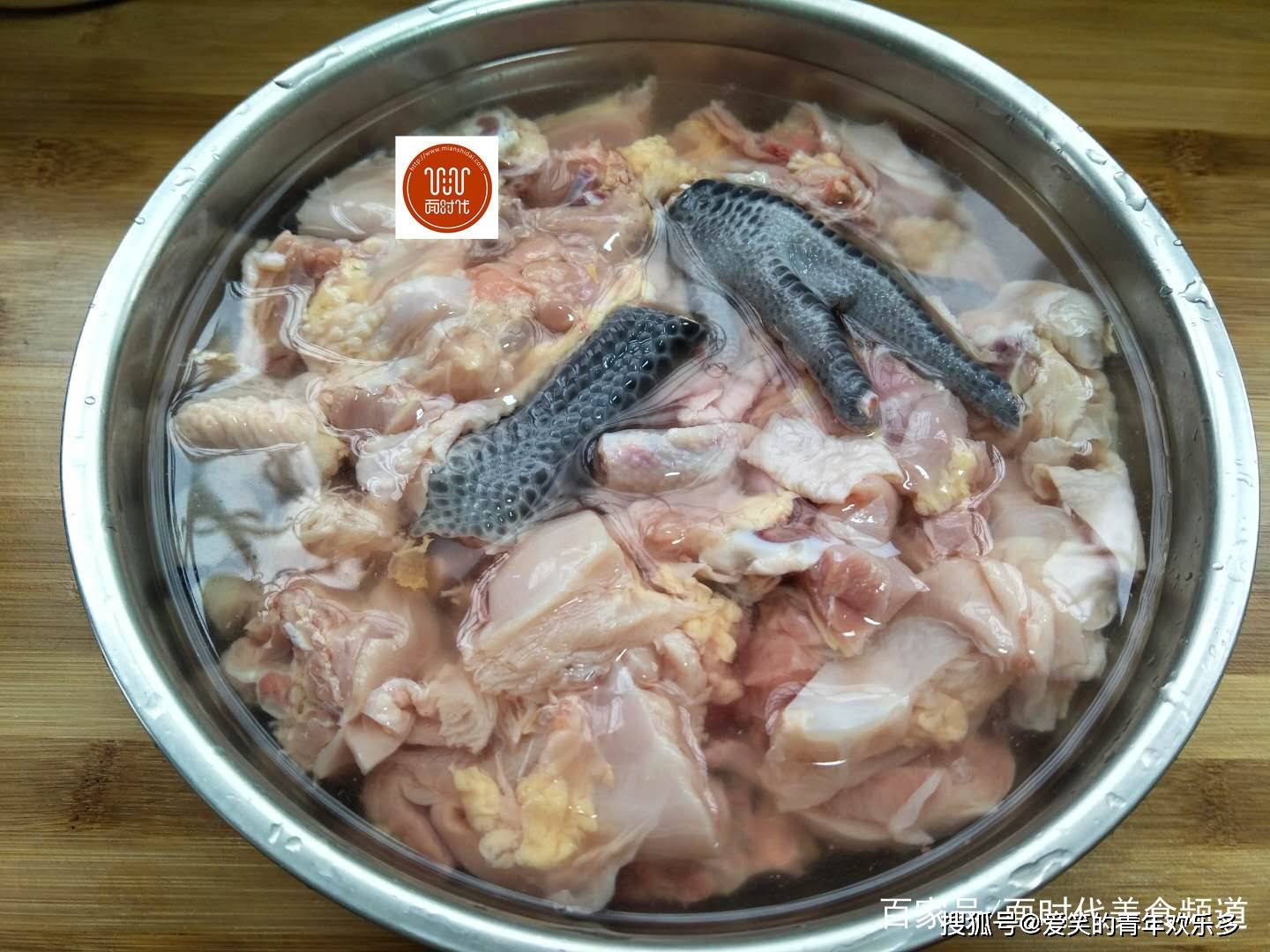 原創雞肉好吃的做法簡單一做雞肉嫩滑原汁原味一鍋都不夠吃