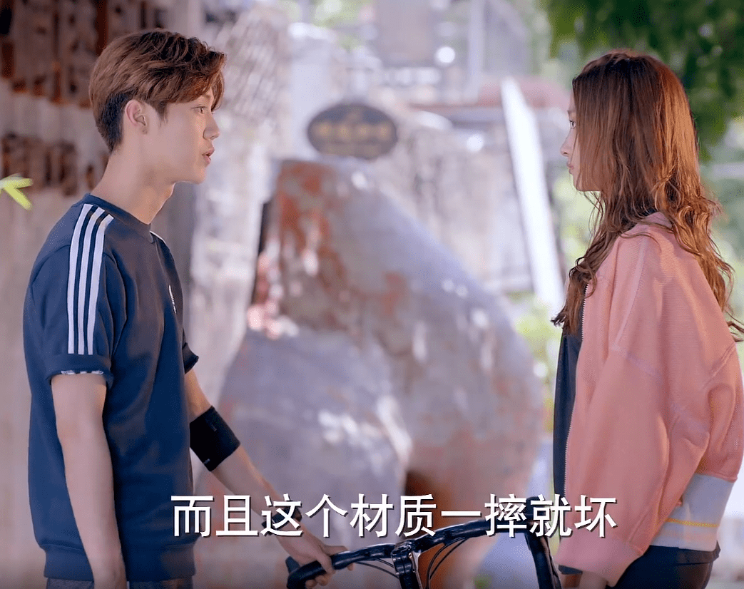 原创男明星跟关晓彤同框暴露真实身高檀健次穿高跟鞋张一山垫木板