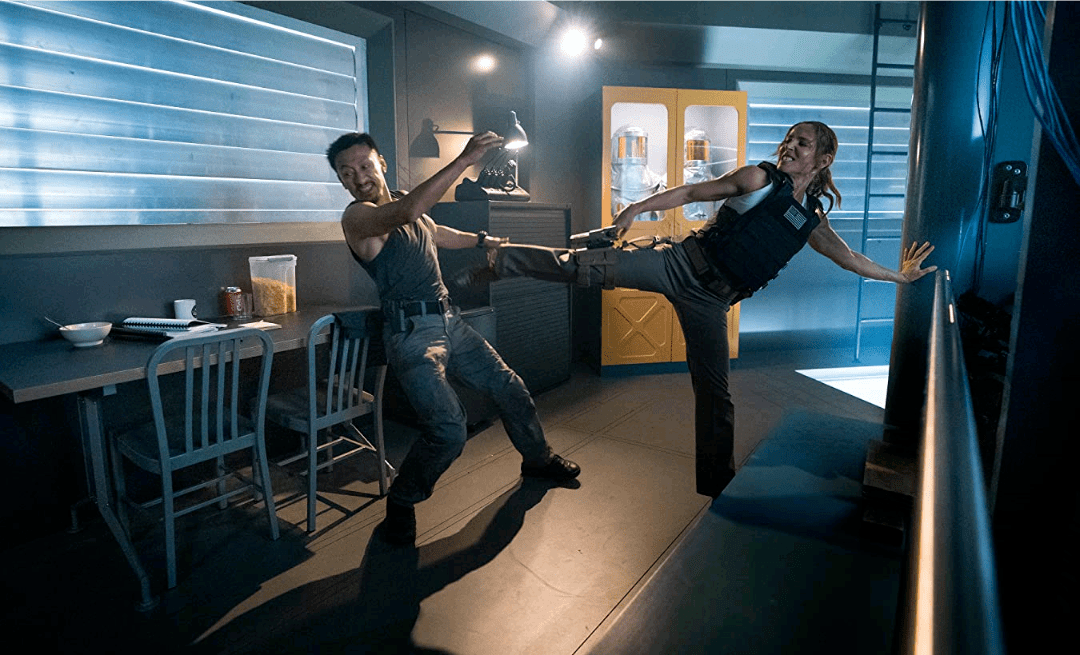 锤哥监制锤嫂主演动作惊悚片终极拦截战预告太惊艳