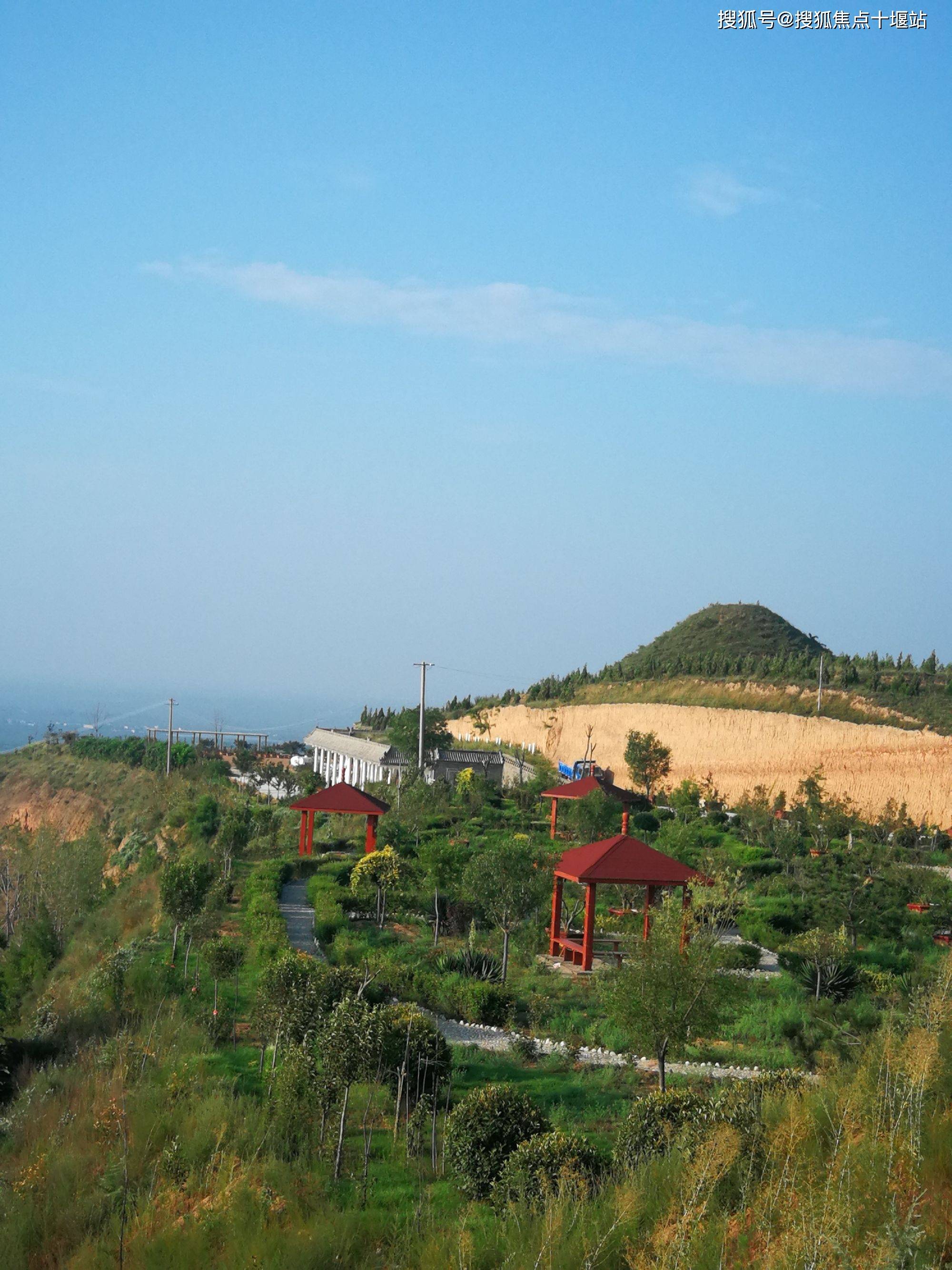 凤凰山庄海南海口凤凰山庄大势所趋赢在先机输在犹豫