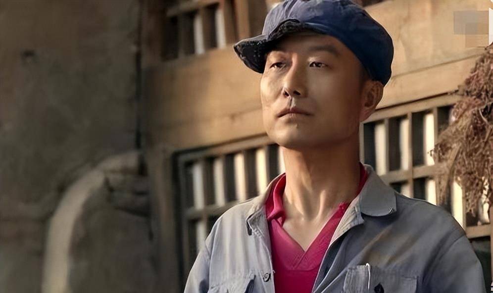 堪称视帝的二爸,《平凡的世界》中朱辉饰演的孙玉亭厌而不恶_婆姨_贺