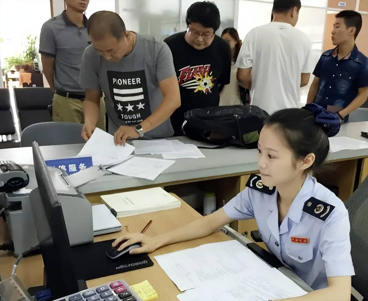 原创哪些公务员岗位比较吃香过来人才知道专科生也有上岸机会