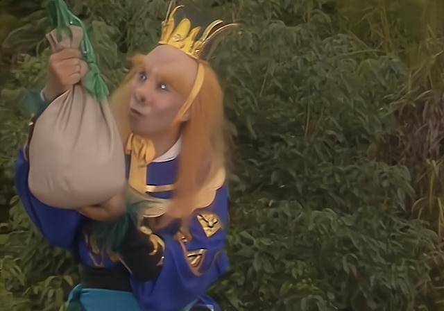 也就是说,金铙只能从外面打破,而不能从里面打破.