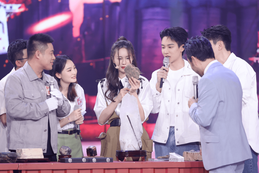 锁定芒果tv天天向上,当"工业"碰上"旅行",超燃!