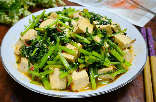 春天是孩子们长高黄金期多给孩子吃这八种高钙菜助力长个